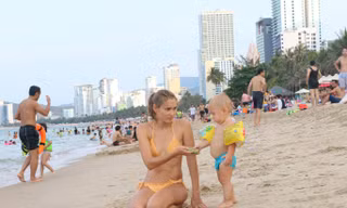 Du khách Nga đến tham quan, nghỉ dưỡng tại TP. Nha Trang - Khánh Hoà vào năm 2020