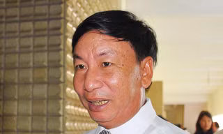 Nghiêm túc kiểm điểm việc đẩy tiểu thương ra đường