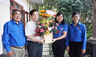 Tuổi trẻ Bình Dương tri ân cựu cán bộ Đoàn qua các thời kỳ