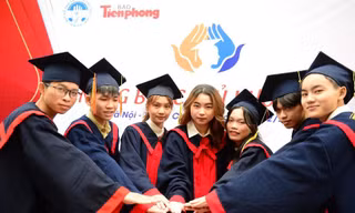 Nâng bước Thủ khoa 2024 khu vực phía Bắc: Thắp sáng khát vọng hướng tới tương lai