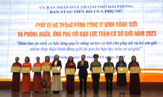 Chung tay, đồng sức vì một xã hội bình đẳng, không còn bạo lực, xâm hại với phụ nữ