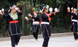 Điệu múa bát của người Tày được công nhận là Di sản văn hóa vật thể cấp quốc gia