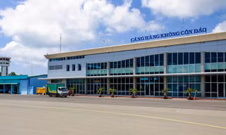 Bộ Giao thông nói về vé máy bay đi Côn Đảo khan hiếm, giá cao