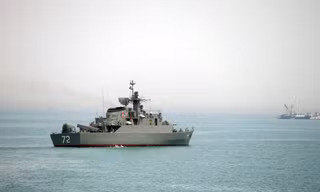 Tàu chiến Iran tại eo biển Hormuz