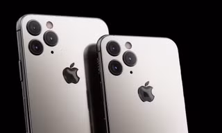 Caviar ra mắt iPhone 11 chế tác từ áo “cổ rùa” huyền thoại của Steve Jobs