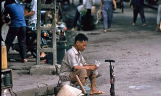 Zoom Hà Nội: Một thời vỉa hè "bơm và cắt"
