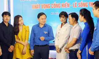 Anh Nguyễn Anh Tuấn, Ủy viên T.Ư Đảng, Bí thư thứ nhất T.Ư Đoàn với đoàn viên, thanh niên, thiếu nhi trong và ngoài nước, với chủ đề “Khát vọng cống hiến - Lẽ sống thanh niên”.