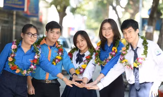 Đề xuất xây dựng chương trình công tác và hoạt động Đoàn phù hợp với điều kiện của học sinh học nghề