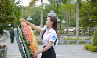 Sinh viên Quảng Ninh dâng hương tưởng nhớ các Anh hùng liệt sĩ