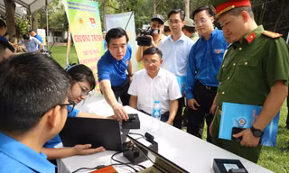 Nhiều công trình ý nghĩa trong chiến dịch 'Kỳ nghỉ Hồng', 'Hành quân Xanh' của tuổi trẻ Thủ đô