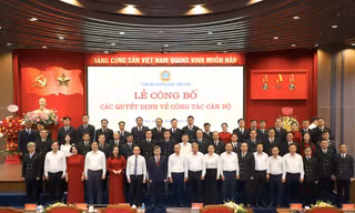 Công bố quyết định của Chánh án TAND Tối cao về công tác cán bộ