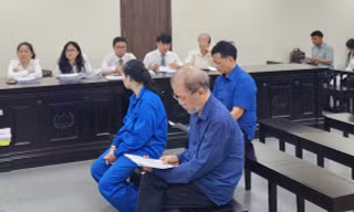Cựu giám đốc bị khởi tố từ 15 năm trước xin bổ sung chứng cứ bị tiêu hủy hồ sơ 