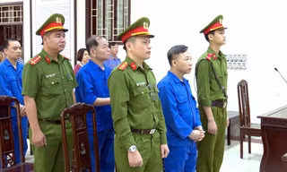 Đề nghị bác kháng cáo của bị cáo Lê Thanh Vân, giảm án cho bị cáo Lưu Bình Nhưỡng