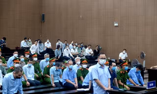 Cựu Bí thư và Chủ tịch UBND tỉnh Bình Dương cùng bị tuyên phạt 7 năm tù