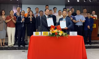 Hiệp hội Doanh nghiệp ngành công nghiệp hỗ trợ thành phố Hà Nội (HANSIBA) và Hiệp hội xúc tiến thương mại doanh nghiệp vừa và nhỏ Tô Châu (Trung Quốc) ký thỏa thuận hợp tác