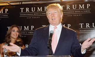 Hoa hậu Hoàn vũ phủ nhận quan hệ với tỷ phú Trump