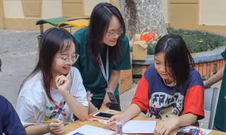 Afterglow: Hội "tiền bối" tiếp sức sĩ tử thi vào lớp 10, tạo không gian "xả hơi"