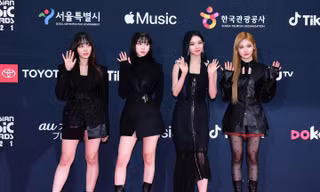 Thảm đỏ MAMA 2021: aespa lại bị "dìm hàng" nhan sắc, Lee Hyori cực quyến rũ