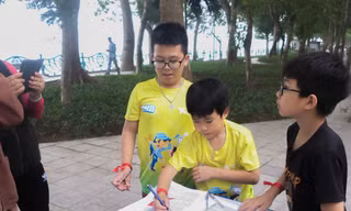 Teen Hà Nội tổ chức giải chạy làm ấm mùa Đông lấy cảm hứng từ "Running Man"