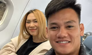 Showbiz 10/10: Cầu thủ Hồ Tấn Tài đăng ảnh cùng Mỹ Tâm