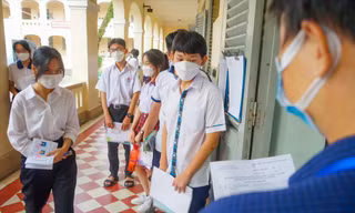 Học sinh TPHCM tham dự kỳ thi lớp 10 năm 2022. Ảnh: Nguyễn Dũng
