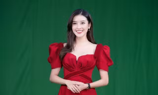 Á hậu Huyền My