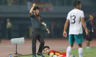 HLV Shin Tae-yong 'dằn mặt' U20 Việt Nam trước giờ đụng độ