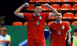 Thái Lan vùi dập Myanmar 5-0, futsal Việt Nam hồi hộp đợi lượt cuối