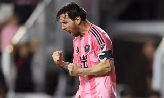 Messi vừa ghi bàn vừa kiến tạo đưa Miami ngược dòng vào bán kết Cúp C1 CONCACAF