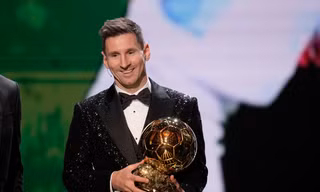 PSG bị cảnh sát 'sờ gáy' vì nghi án mua chuộc ban tổ chức, giúp Messi thắng giải Quả bóng vàng