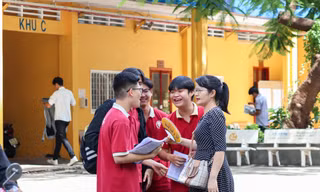 Soi điểm chuẩn thi vào lớp 10 ở TP.HCM 5 năm qua, liệu năm nay có biến động?