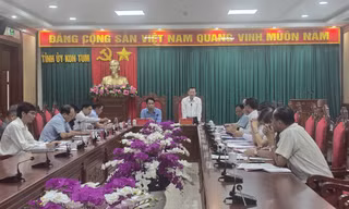 Quang cảnh buổi làm việc. Ảnh: Phúc Thắng