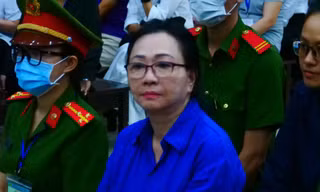 Bà Trương Mỹ Lan.