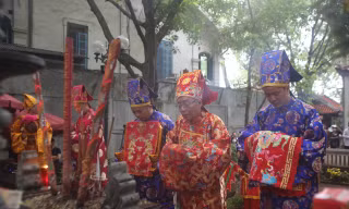 Dâng hương kỷ niệm 594 năm ngày vua Lê Thái Tổ đăng quang