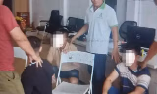 Bắt nhóm lừa đảo trong văn phòng công chứng; Triệt phá đường dây sản xuất mỹ phẩm giả