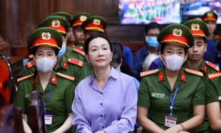 Bà Trương Mỹ Lan đề nghị giữ biệt thự 700 tỷ đồng 'để bảo tồn'; Tin mới vụ giết người, phân xác ngày 29 Tết