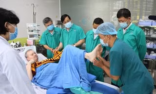 Đã có lịch bay chính thức đưa phi công người Anh hồi hương