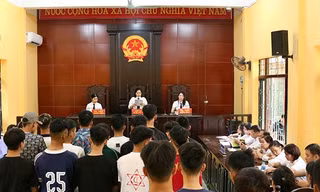 Phiên tòa xét xử. Ảnh: M.K
