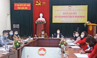 Các đại biểu, chức sắc tôn giáo ở điểm cầu tỉnh Lạng Sơn tham gia Bồi dưỡng chuyên đề về công tác tôn giáo năm 2021 -Ảnh: H. T