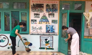 Để phòng, chống COVID-19, các trường mầm non ở thành phố Lạng Sơn tăng cường công tác phòng, chống dịch để các em học sinh an tâm đến trường -Ảnh: TL 