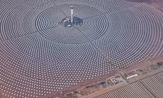 Nhà máy điện mặt trời lớn nhất thế giới ở Morocco
