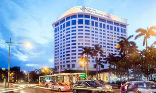 Khách sạn Daewoo trong tay bà Trương Mỹ Lan: Nhiều đại gia nhòm ngó, qua tay nhiều chủ