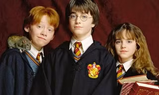 Kỉ niệm 20 năm "Harry Potter", các Potterhead được tặng ngay teaser của phần phim mới