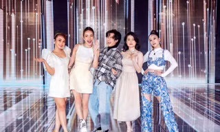 Phản ứng bất ngờ của Tóc Tiên khi Mew Amazing hát sai lời bản hit "Em không là duy nhất"
