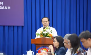 ĐHQG TP. HCM tuyển dụng nhiều nhà khoa học trẻ xuất sắc với chế độ ưu đãi hấp dẫn