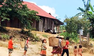 Cuộc sống người dân tộc thiểu số vùng sâu còn nhiều khó khăn
