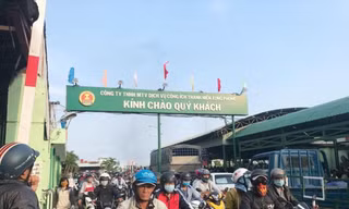 Khu vực phà Cát Lái, thành phố Thủ Đức (TPHCM) thường xuyên kẹt xe dịp lễ, tết. Ảnh: Hữu Huy