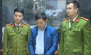 Giám đốc trung tâm đăng kiểm ở Phú Thọ nhận hối lộ gần 200 triệu đồng