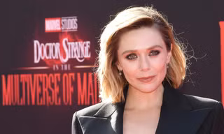 Elizabeth Olsen tiết lộ về đoạn kết "Doctor Strange 2" và tương lai của Scarlet Witch ở MCU