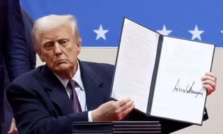 Việc đình chỉ viện trợ của Tổng thống Mỹ Trump có ảnh hưởng đến Ukraine?